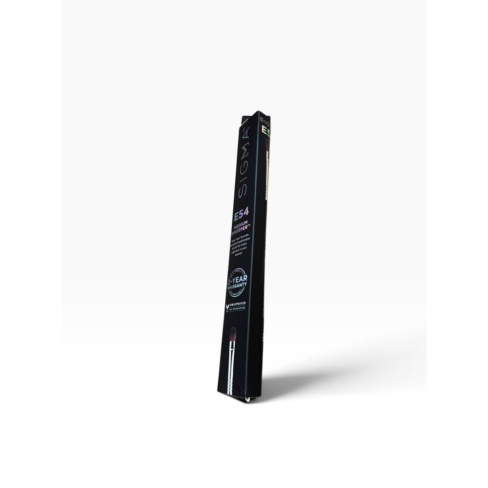Sigma Beauty E54 Medium Sweeper Brush
